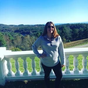 Meet your Posher, Ashley